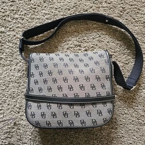 Vintage Dooney & Bourke Messenger Bag